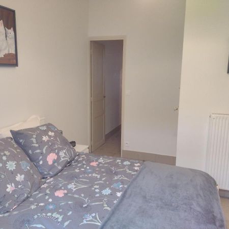 Appartement Rdc Chez Caroline بوربون ليه بان المظهر الخارجي الصورة